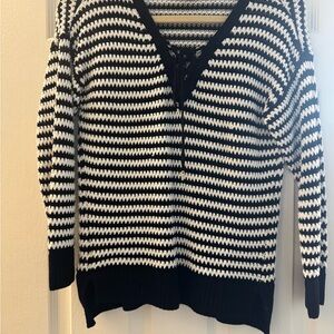 White House Black Market V-Neck Black and White Sweater